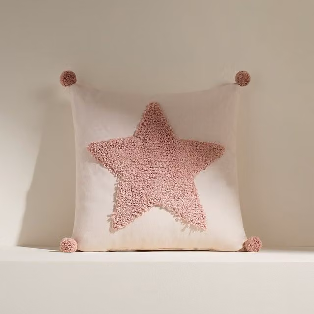 Cojín decorativo infantil Starry Mini Home de El Corte Inglés, diseño de estrellas, color rosa, 40 x 40 cm