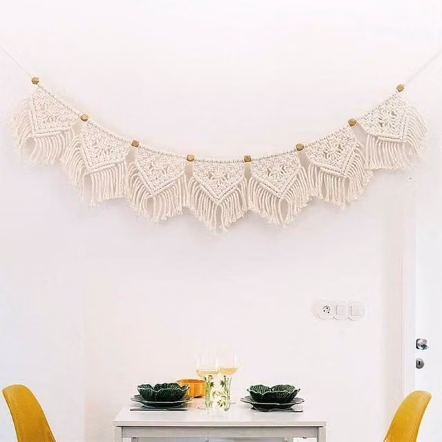 Tapiz de macramé bohemio XISRENS con diseño geométrico en blanco y negro para decoración de pared, Ancho: 110 cm