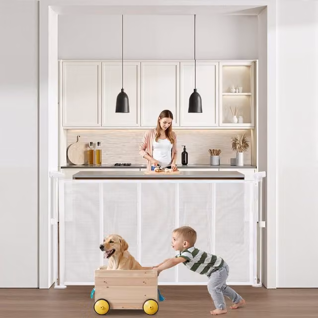 Puerta de seguridad extensible VEVOR para mascotas con panel de malla, ideal para escaleras y pasillos, color blanco, Altura: 87 cm, Ancho: 140 cm