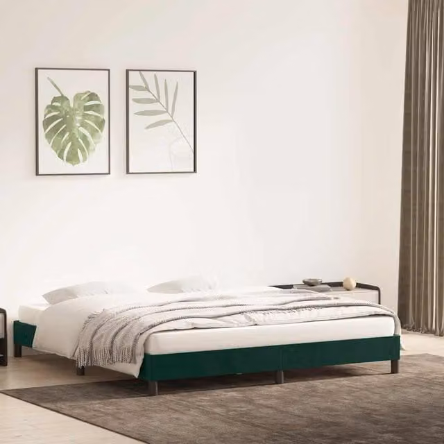Estructura de cama tapizada SYFAX en terciopelo verde An/P/Al: 203 x 213 x 25 cm