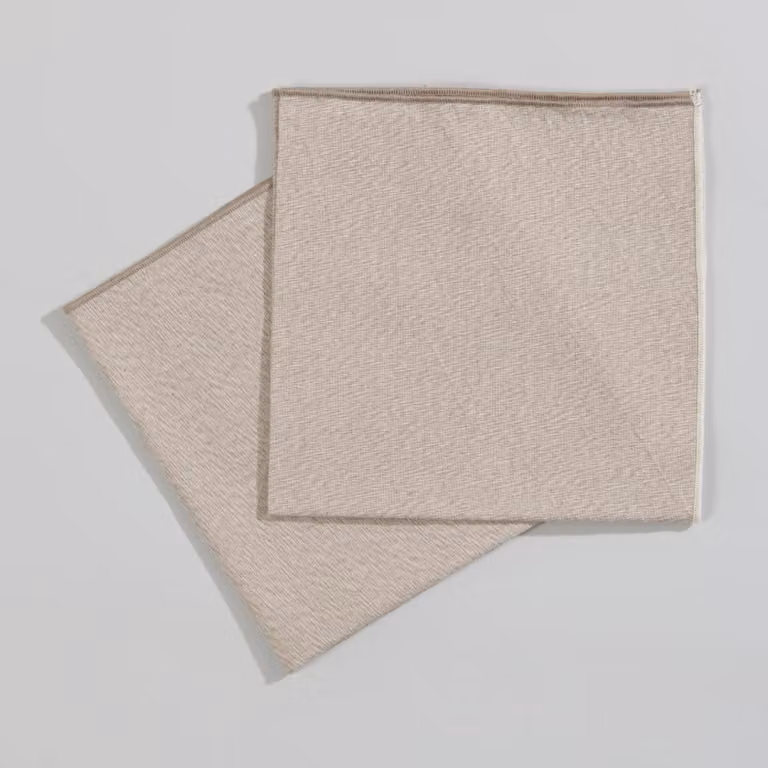 Set de 2 servilletas de algodón Areka en color beige y blanco de 45 x 45 cm