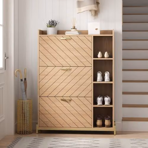 Mueble zapatero OKWISH de estilo escandinavo con puertas abatibles y estantes laterales abiertos, color roble, An/P/Al: 90 x 24 x 119 cm