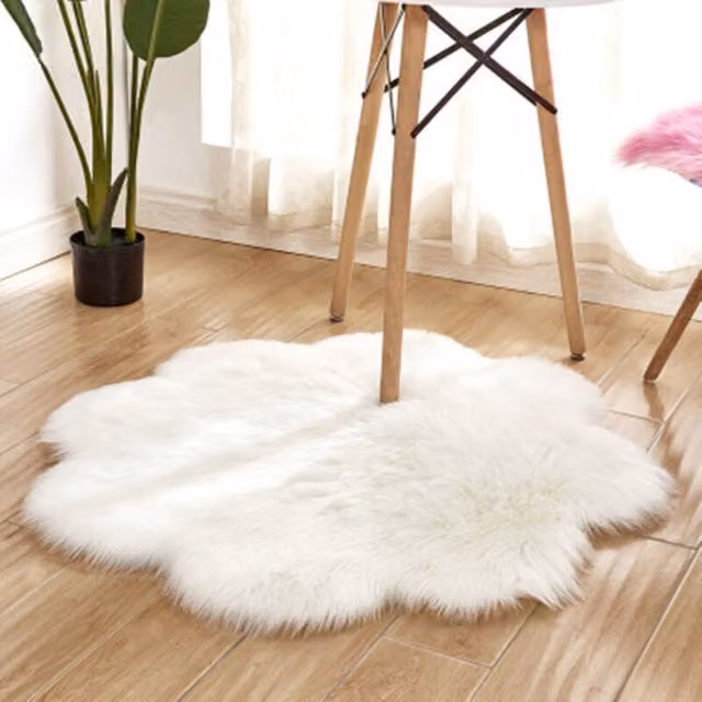 Alfombra de pelo sintético XISRENS de color blanco, hecha a mano y de tacto suave, An/An/Al: 45 x 45 x 1 cm