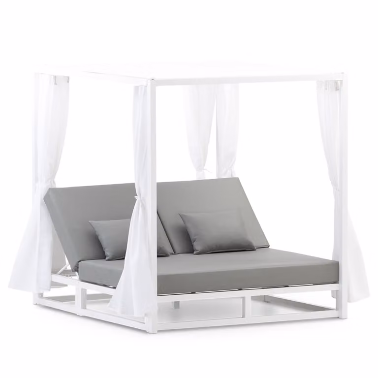 Cama balinesa Defora Home Maritime de aluminio blanco con cojines grises y dosel para exterior