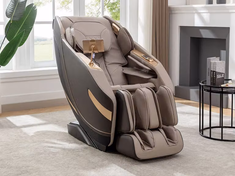 Sillón de masaje MOWATA en imitación cuero beige con sistema de gravedad cero y estructura de metal