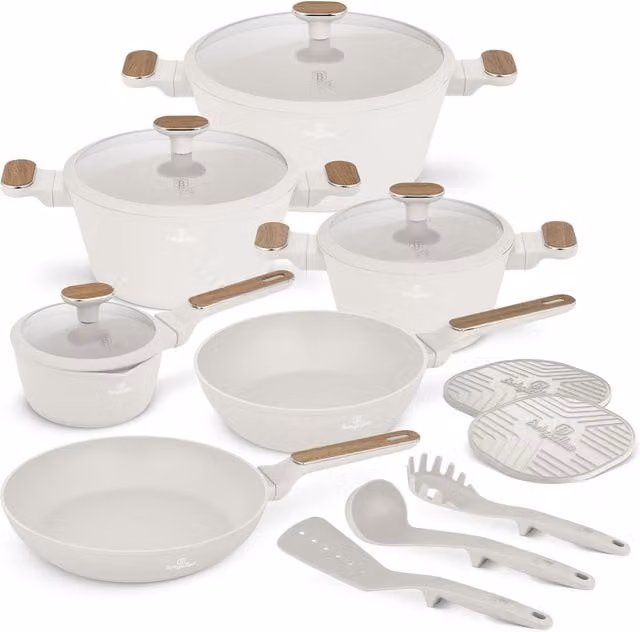 Set de cocina Berlinger Haus Sahara Nordic de 15 piezas con superficie de titanio antiadherente en colores beige y blanco de aluminio