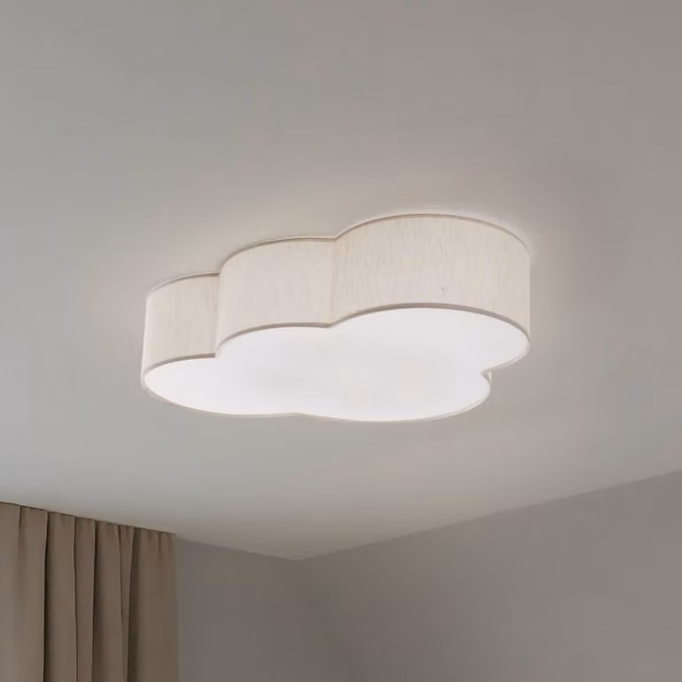 Plafón de techo Cloud de TK Lighting en color beige y blanco, atenuable, con acabado en tejido y metal para habitaciones infantiles