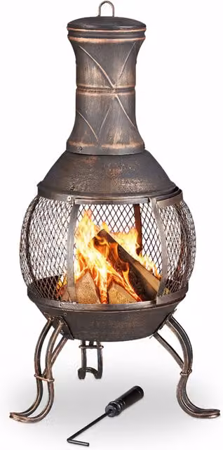 Brasero de jardín Relaxdays tipo chimenea en acero y hierro fundido con rejilla, atizador y protección antichispas, color bronce y negro, Altura: 89 cm
