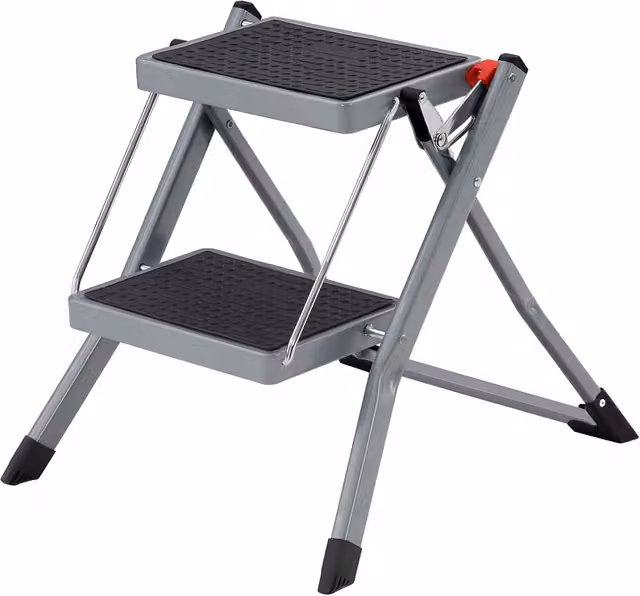 Escalera de 2 peldaños plegable Songmics de acero en gris y negro con patas de goma y asa de transporte