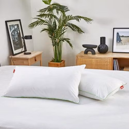 Almohada de plumón y plumas Pikolin Home de firmeza media, transpirable y antiácaros, An/P/Al: 80 x 40 cm