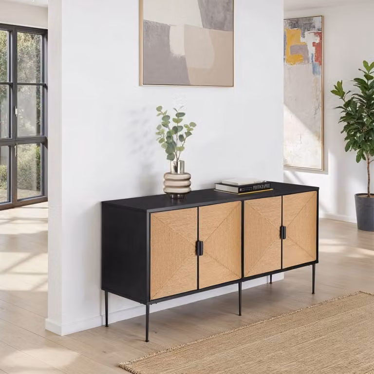 Aparador de estilo boho TecTake con cuerpo de madera de eucalipto y detalles de ratán en negro y marrón, An/P/Al: 150 x 47 x 77 cm