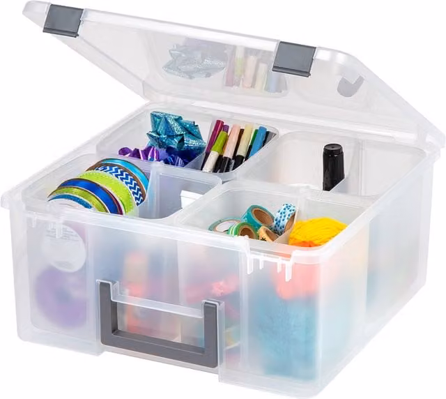 Contenedor portátil Iris Ohyama transparente de 18,9 l con mango y 4 compartimentos removibles para organizar juguetes o piezas de Lego