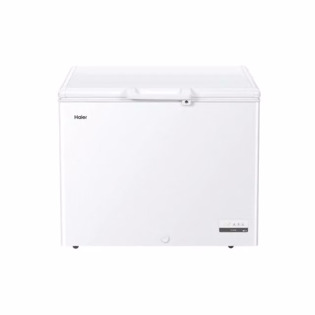 Arcón congelador independiente Haier HCE301E de 300 l en color blanco con revestimiento antibacterial y luz LED interior