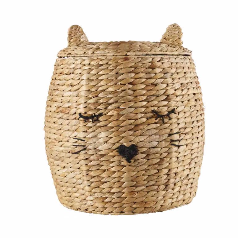 Cesta de seagrass con tapa y tejido abierto de Maisons du Monde en color beige