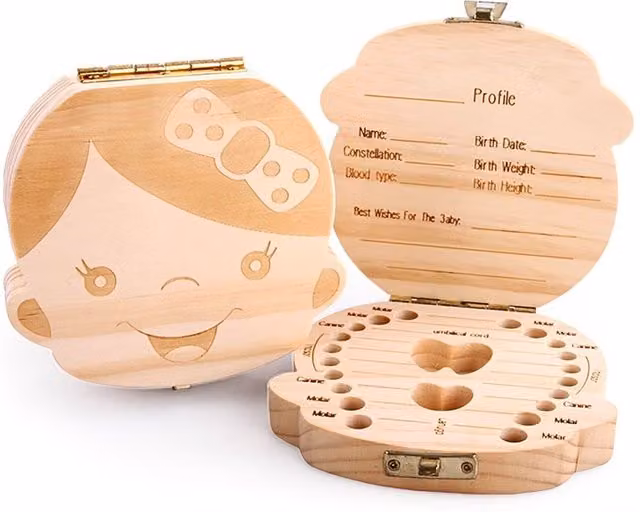 Cajita para los dientes de leche con certificado de hadas modelo niña en madera color beige