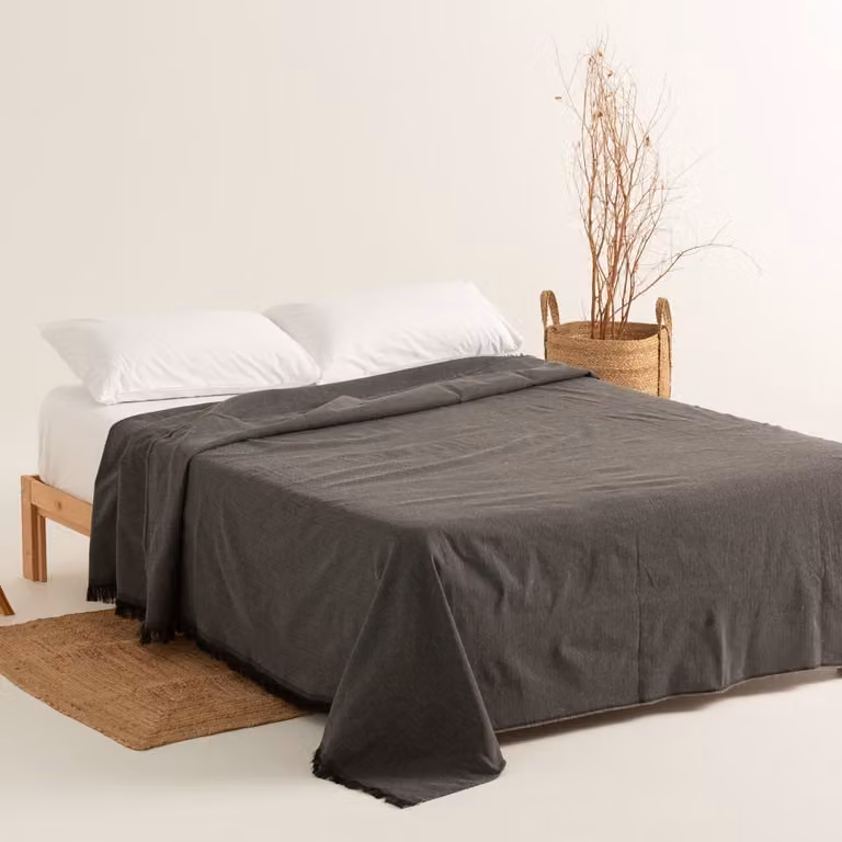 Plaid multiusos de algodón liso Arisa color negro An/P/Al: 180 x 280 cm