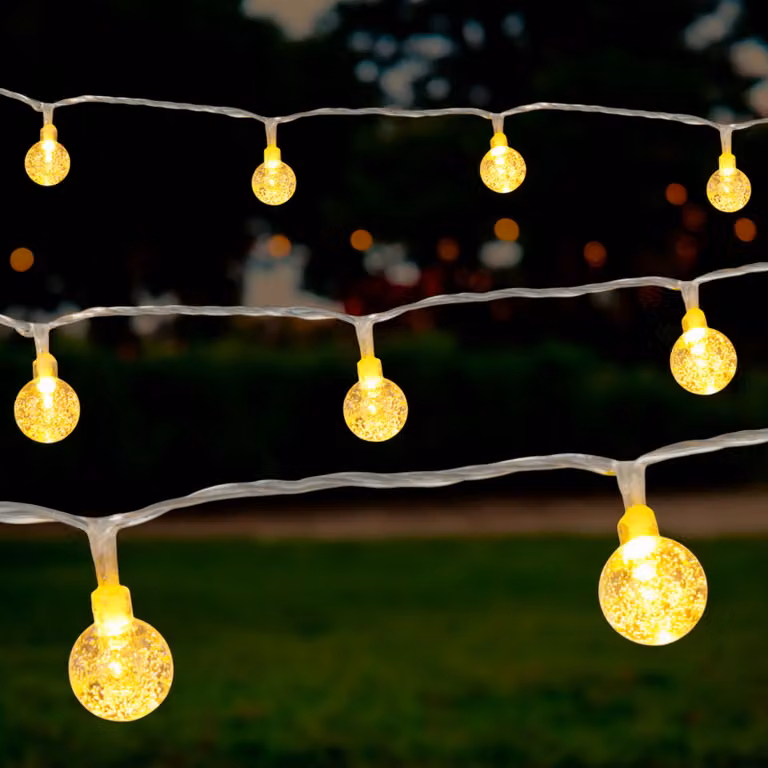 Cadena de luces LED Spetebo con 50 bolas de cristal transparentes y luz blanca cálida para exterior, longitud de 4,9 m con cable de conexión de 5 m, protección IP44