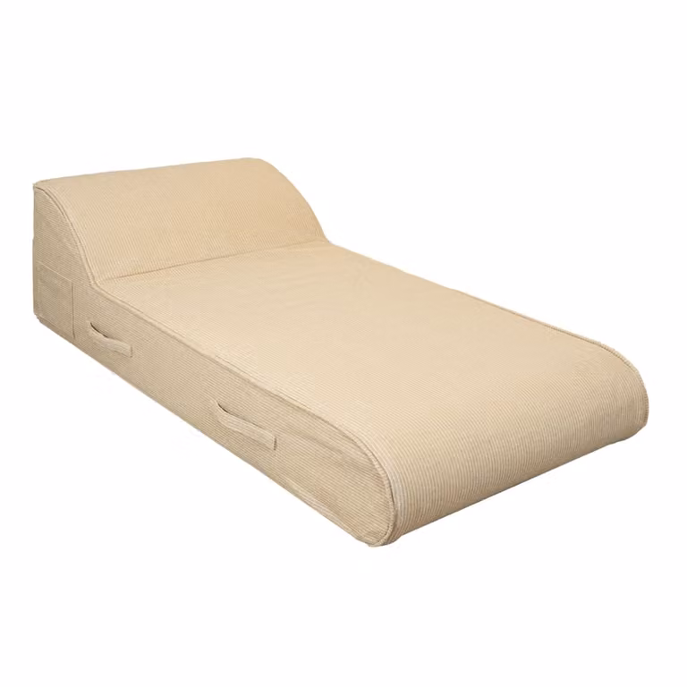 Diván de 1 plaza con cabecero integrado MX HOME en color beige rafia para jardín