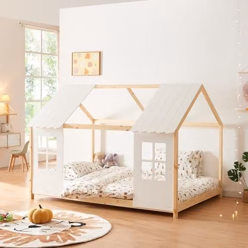 Cama infantil Tostedt de en.casa en forma de casita de madera de pino, color blanco y efecto madera, An/P/Al: 140 x 200 cm