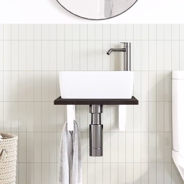 Estante de lavabo de pared SYFAX de madera de roble y acero en color marrón y blanco