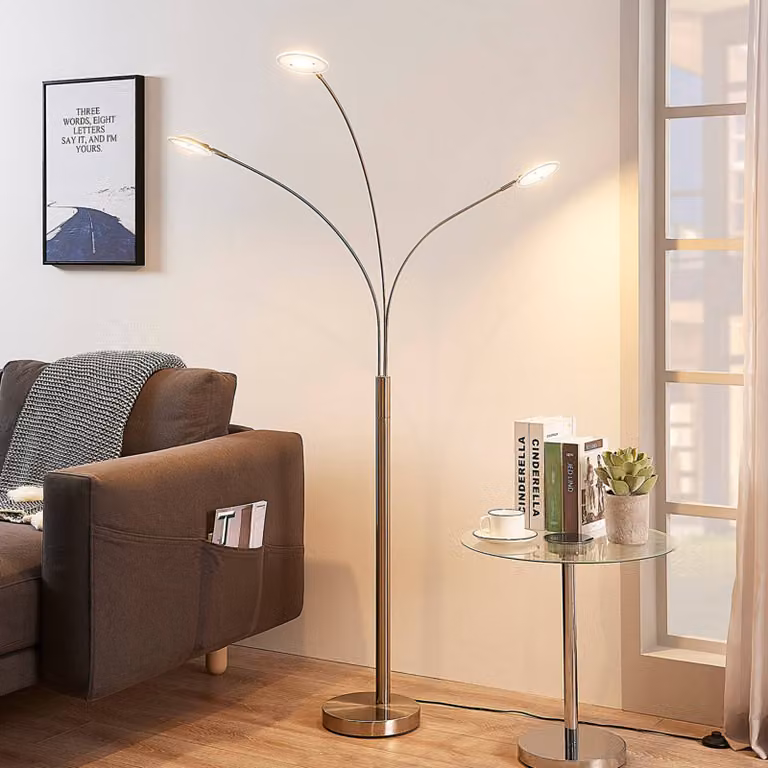 Lámpara de pie LED Anea de Lindby en aluminio y metal gris para salón o comedor