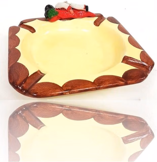Posacenere Decorativo Pulcinella Trade Shop Traesio en Cerámica Blanco y Amarillo