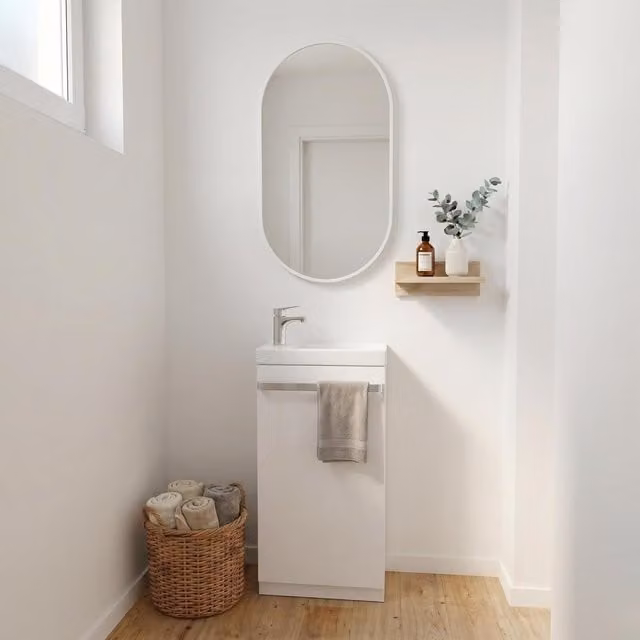 Conjunto de mueble de lavabo y armario espejo Johann en blanco con acabado mate y diseño minimalista