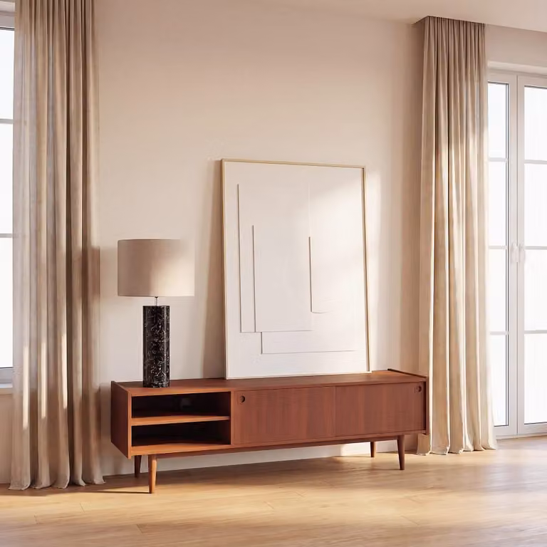 Mueble de TV de estilo mid century Maison du Monde en madera de nogal y color marrón con 2 puertas correderas y 151 cm de ancho