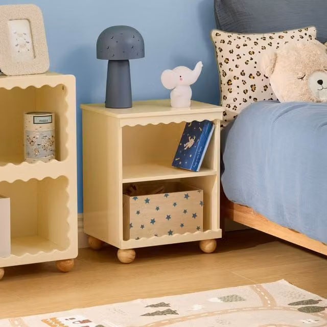 Mesilla de noche infantil Bouli de Atmosphera con 2 niveles en color beige, An/P/Al: 40 x 30 x 50,5 cm