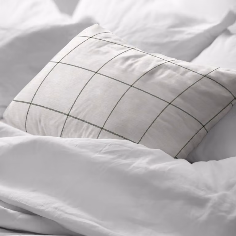 Funda de almohada Muare Home multicolor con diseño de cuadros y motivos navideños, 100% poliéster, 65 x 65 cm