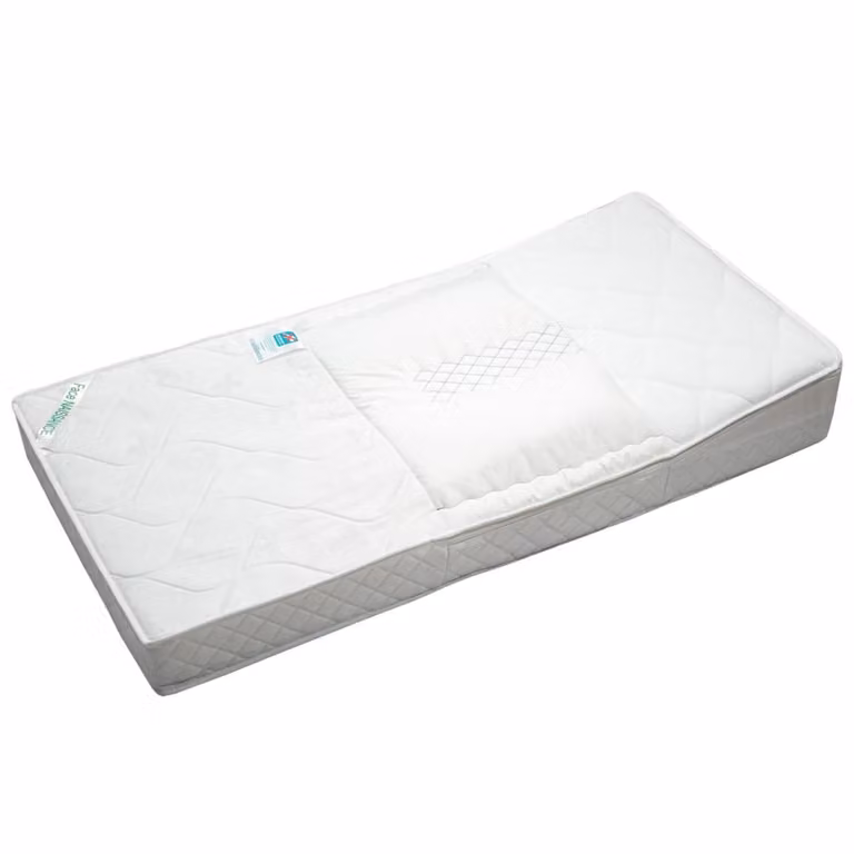 Colchón antirreflujo para bebé Sevira Kids con cuña de espuma viscoelástica y funda blanca lavable