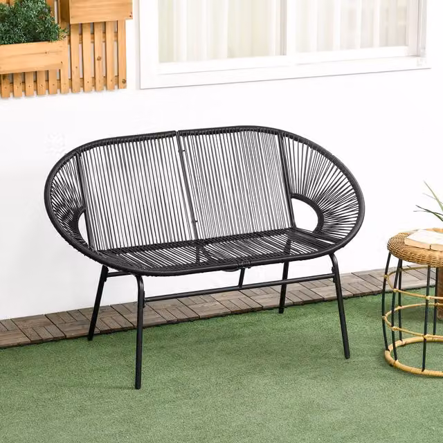 Sillón de relax Outsunny estilo boho en ratán y metal color negro An/P/Al: 132 x 72 x 83 cm