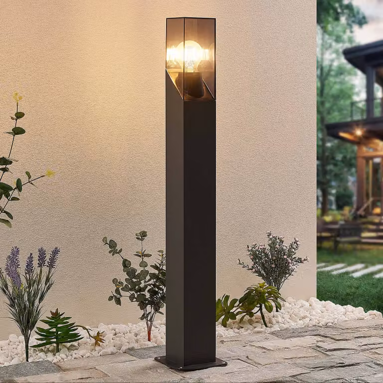 Baliza luminosa Fiola de Lucande para exterior, diseño moderno en negro y aluminio, atenuable