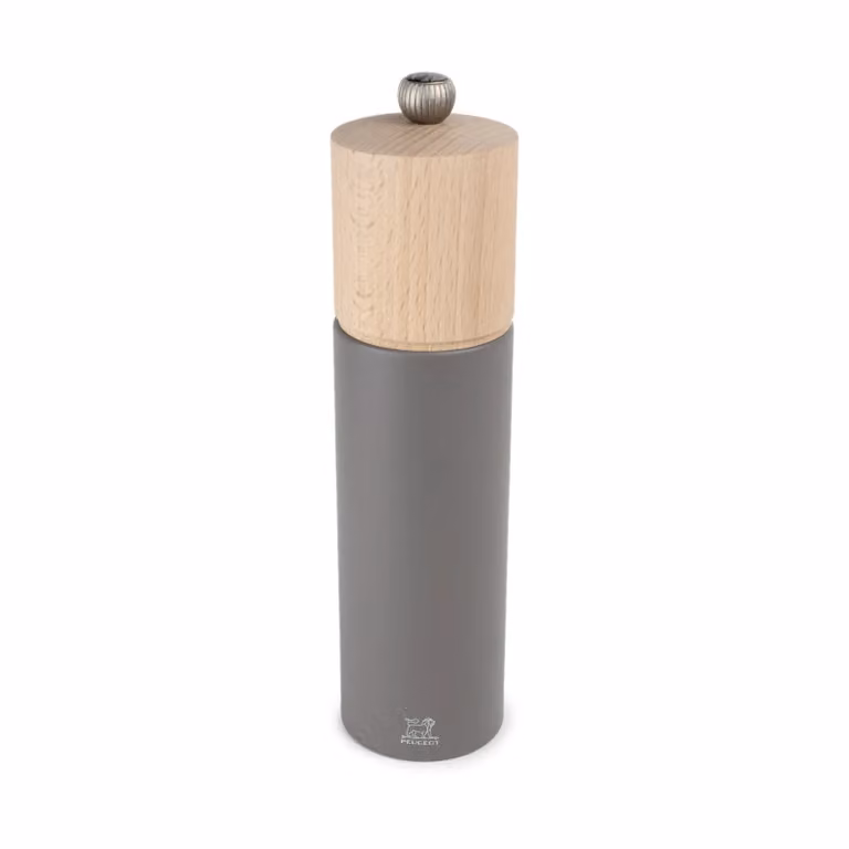 Molinillo de pimienta Peugeot Boreal de madera en color gris roca con una altura de 21 cm