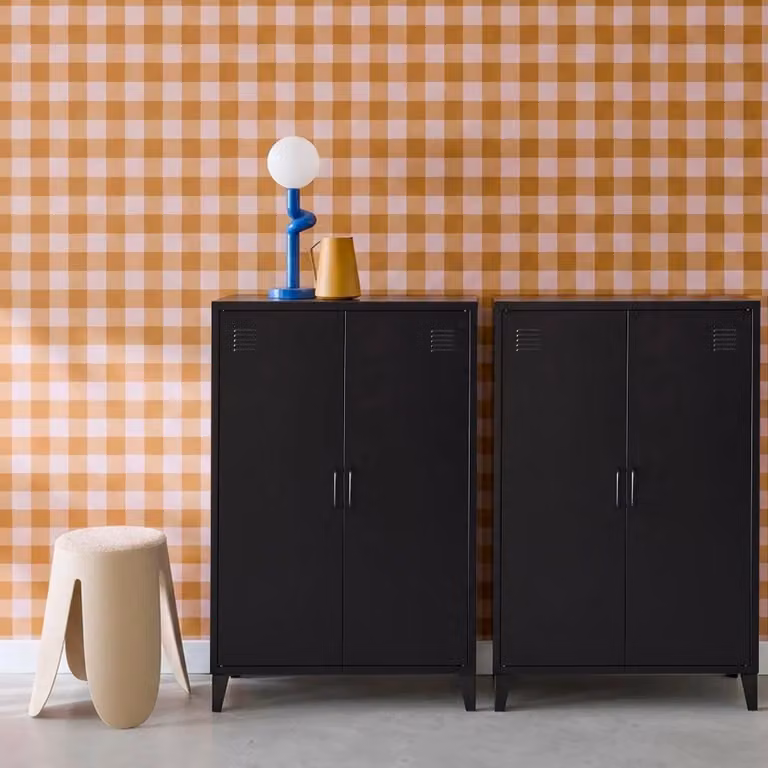Set de 2 armarios de metal de estilo industrial Sweeek en negro y rojo para habitación infantil