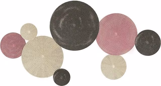 Set de decoración de pared NORTHIX con 8 discos metálicos redondos de diseño abstracto multicolor en tonos bronce, naranja y amarillo