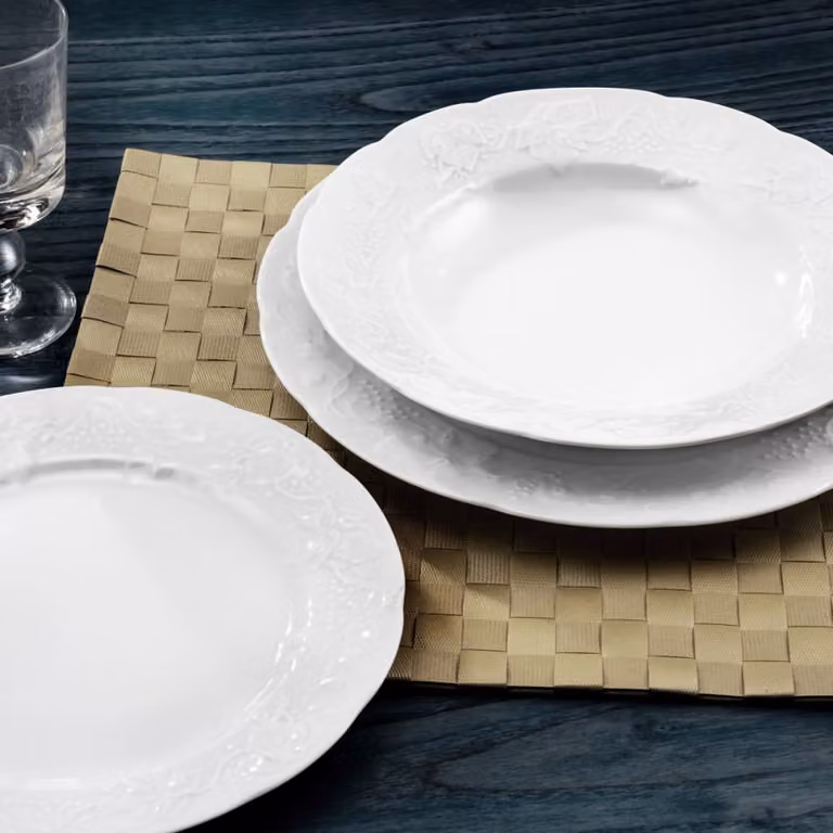 Juego de vajilla de porcelana Medard de Noblat de 18 piezas con diseño floral en color blanco para adultos