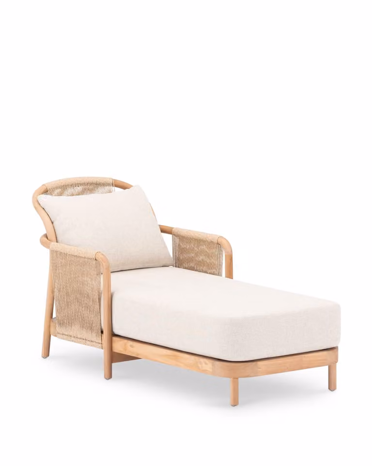 Tumbona diván Defora Home de teca y ratán en color beige para exterior