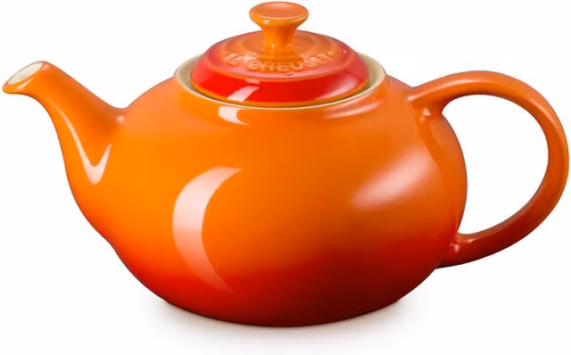 Tetera clásica de cerámica gres Le Creuset en color naranja