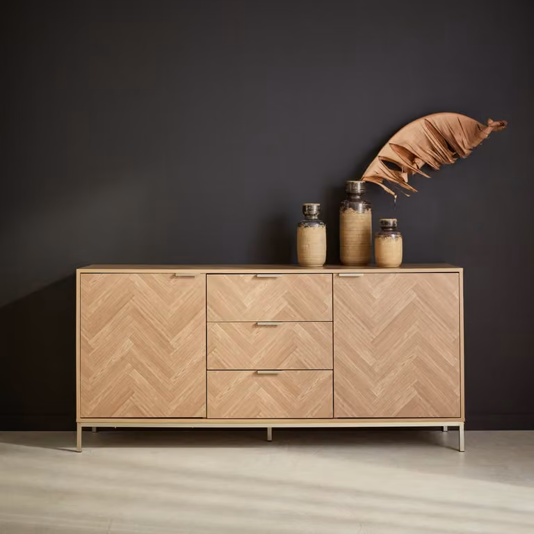 Aparador moderno Sweeek de 2 puertas con efecto espiga y diseño geométrico en color beige, An/P/Al: 160 x 40 x 75 cm