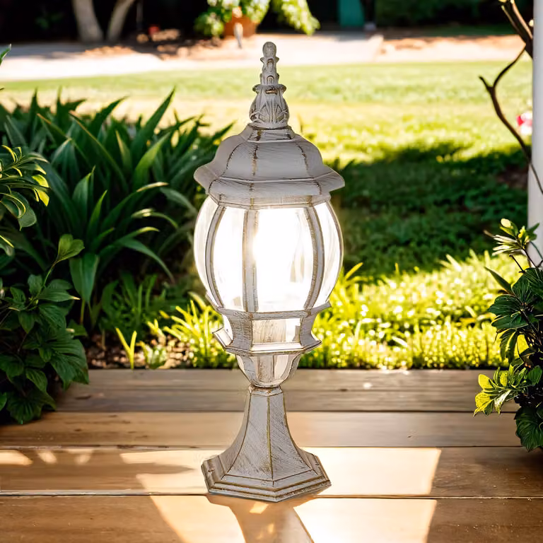Lámpara de pared exterior BREST de estilo rústico en blanco y dorado, IP44, con casquillo E27, ideal para jardín y terraza