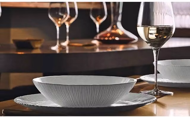 Vajilla Coco de Bormioli Rocco de 18 piezas en color blanco para adultos