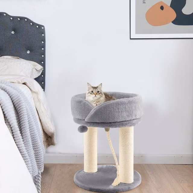 Rascador para gatos NORTHIO con juguetes integrados y sisal, color gris