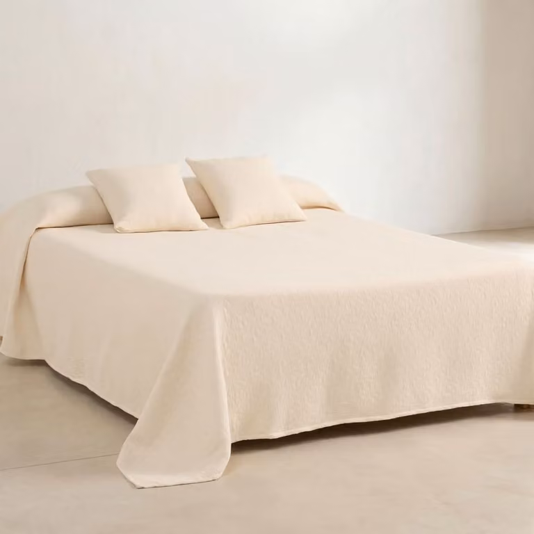 Colcha de algodón con diseño floral jacquard Gamusi en color beige, An/P: 250 x 270 cm