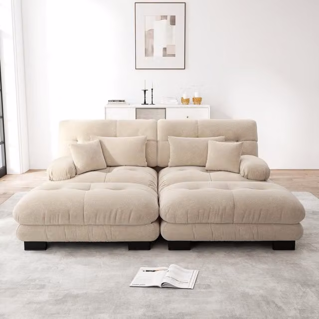 Sofá Esquinero Cloud de la marca KELLANY en Chenilla Marrón Claro con 2 Otomanas y Cojines Decorativos