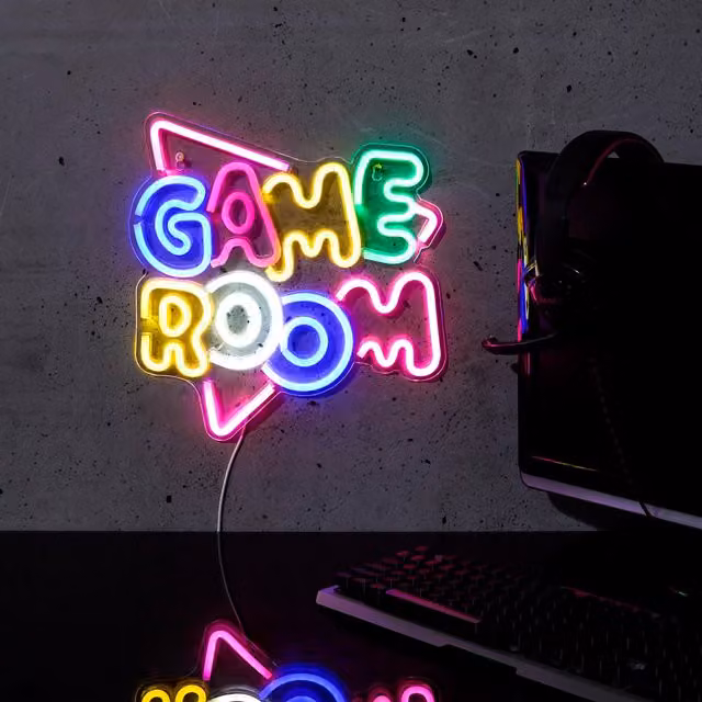 Aplique de pared LED multicolor The Concept Factory con carga USB y luz cálida 2700K para Game Room