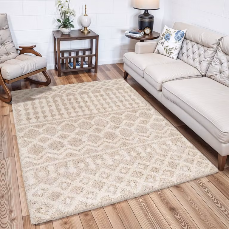 Alfombra shaggy Livabliss estilo bohemio con diseño geométrico en color beige y marfil, An x P: 200 x 290 cm
