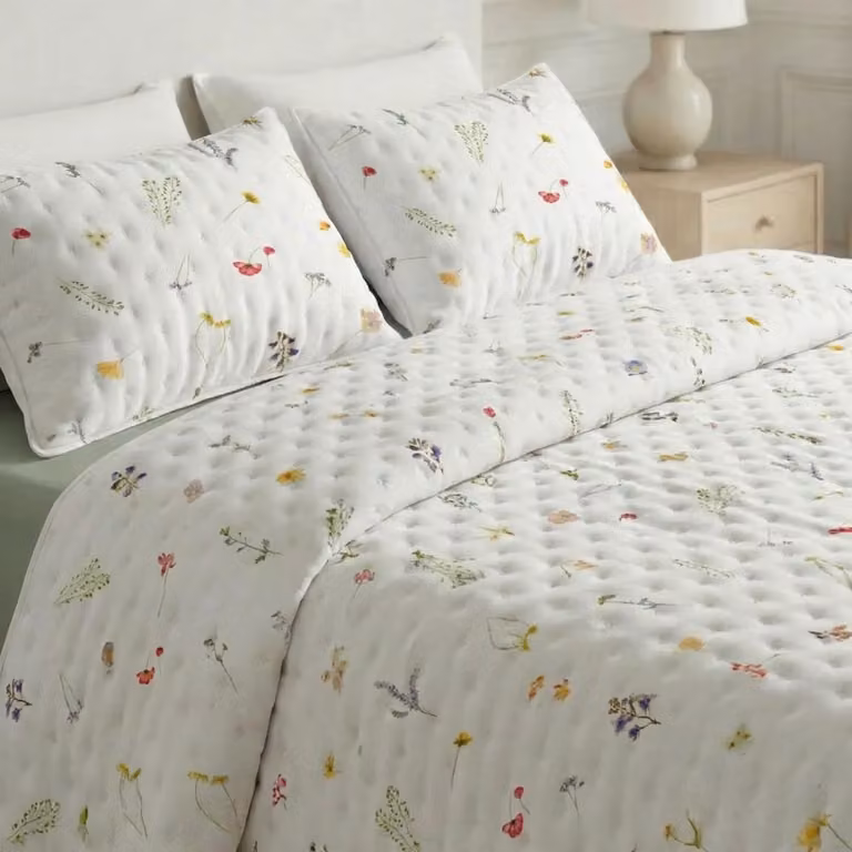 Colcha boutí estampada Miravet con diseño floral multicolor en tonos beige, blanco y terracota para cama de 135/140 cm, An/P/Al: 235 x 270 cm