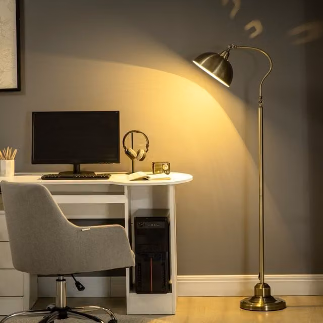 Lámpara de pie de arco RETROK en color latón con pantalla ajustable y casquillo E27 para salón o dormitorio