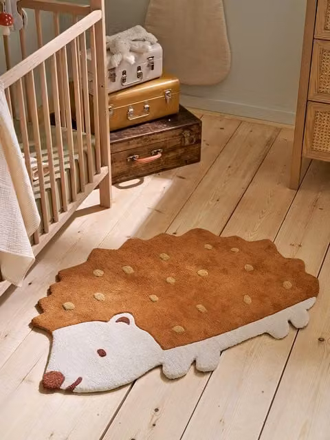 Alfombra Erizo Vertbaudet color marrón de algodón con diseño de animal y base antideslizante para habitación infantil